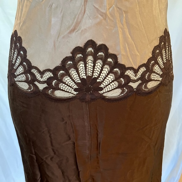Vintage silk & lace art deco style gown - Picture 5 of 13